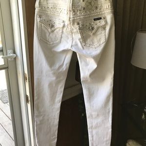 Miss Me skinny jeans